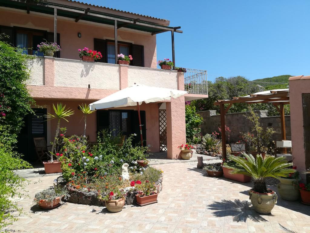 Bed and Breakfast Andrea E Valentina S'archittu Cuglieri Exteriér fotografie