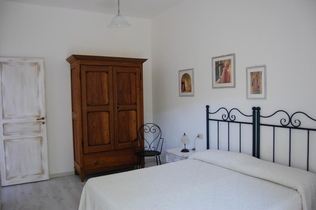 Bed and Breakfast Andrea E Valentina S'archittu Cuglieri Pokoj fotografie